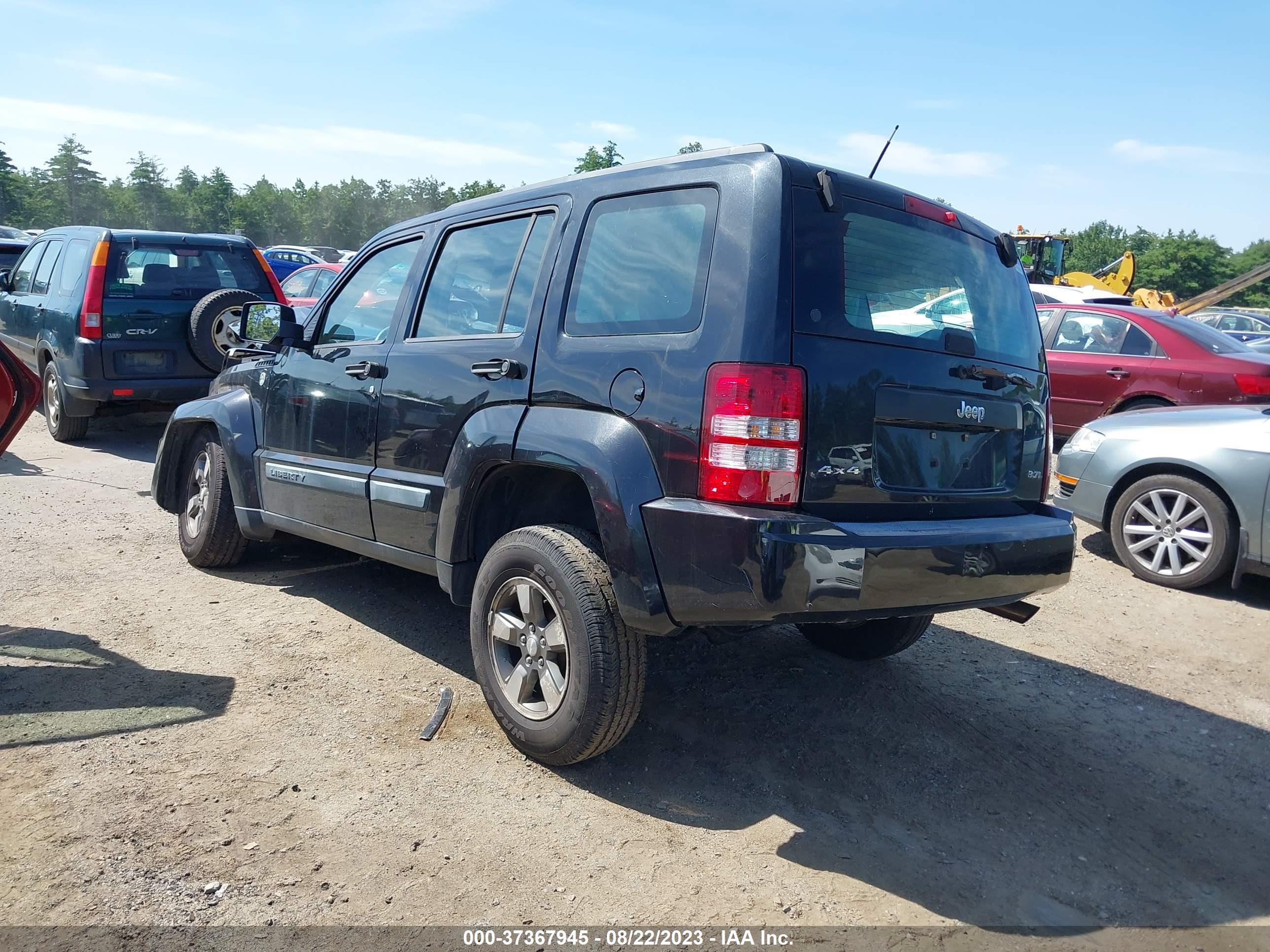 Photo 2 VIN: 1J8GN28K48W200348 - JEEP LIBERTY (NORTH AMERICA) 