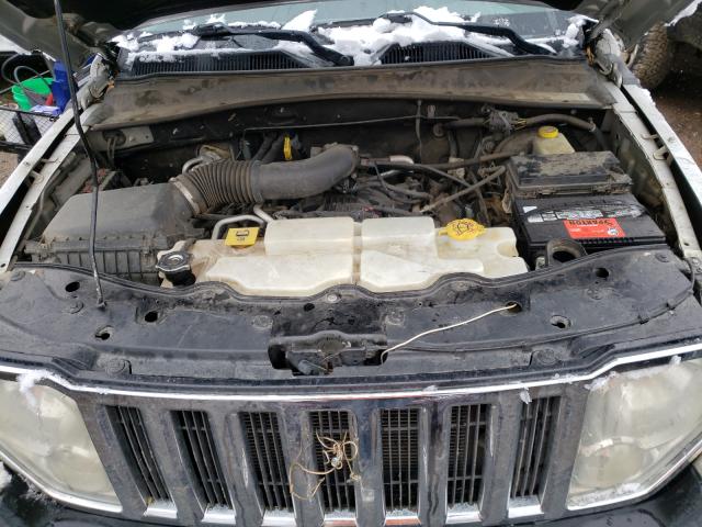 Photo 6 VIN: 1J8GN28K48W281545 - JEEP LIBERTY SP 