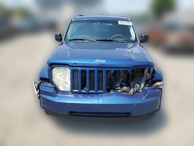 Photo 4 VIN: 1J8GN28K49W519556 - JEEP LIBERTY 