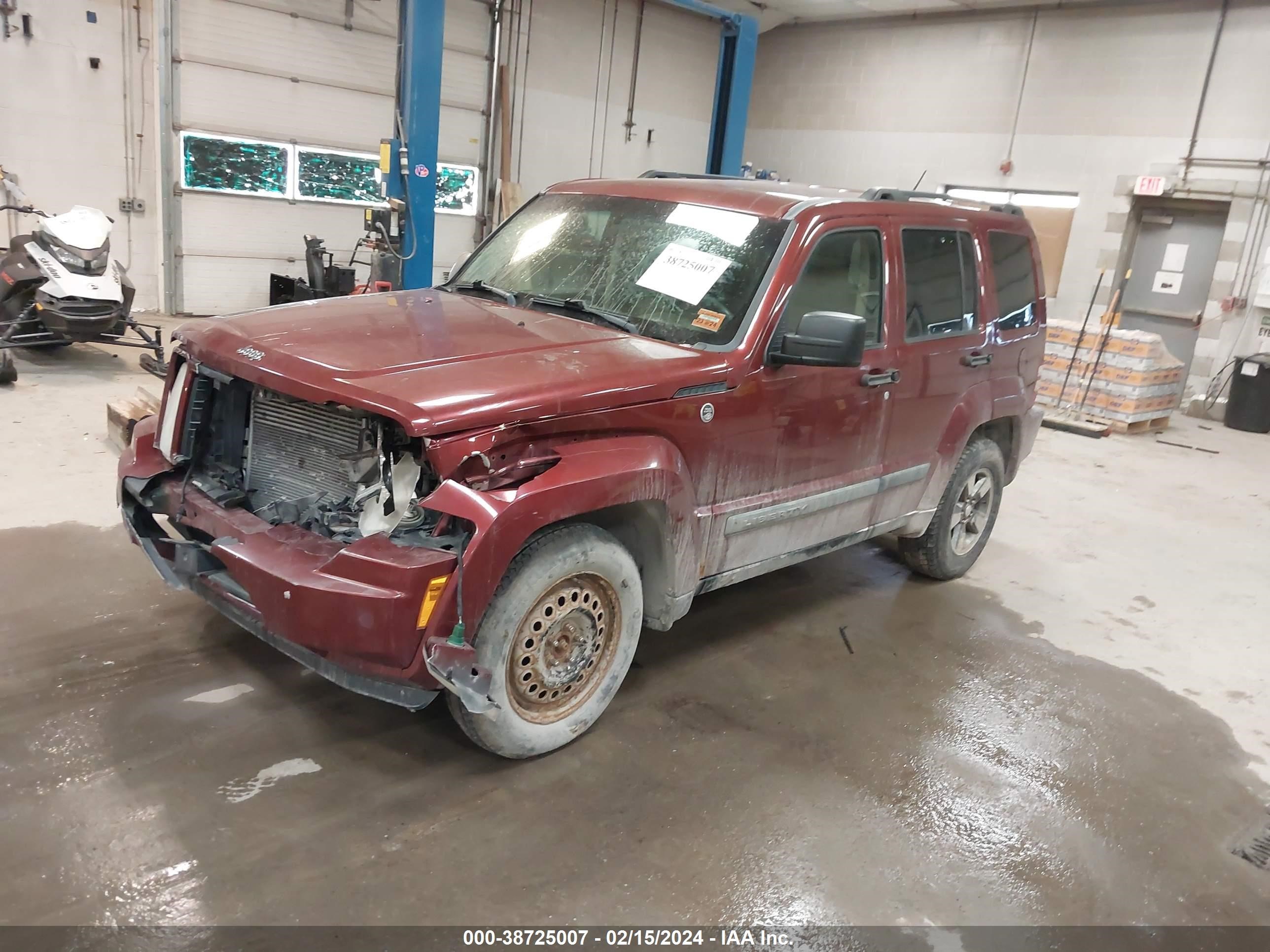 Photo 1 VIN: 1J8GN28K58W105636 - JEEP LIBERTY (NORTH AMERICA) 