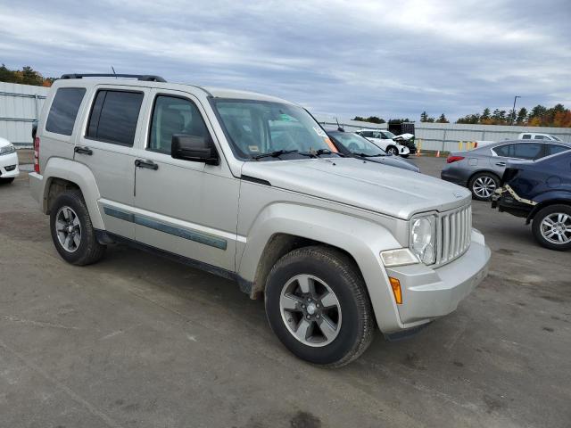 Photo 3 VIN: 1J8GN28K58W244584 - JEEP LIBERTY 