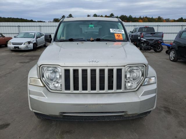 Photo 4 VIN: 1J8GN28K58W244584 - JEEP LIBERTY 