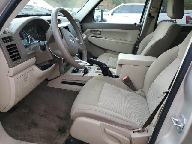 Photo 6 VIN: 1J8GN28K58W244584 - JEEP LIBERTY 