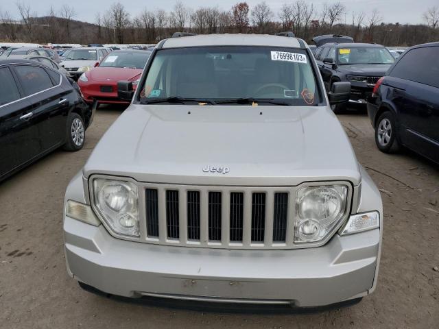 Photo 4 VIN: 1J8GN28K58W253415 - JEEP LIBERTY 