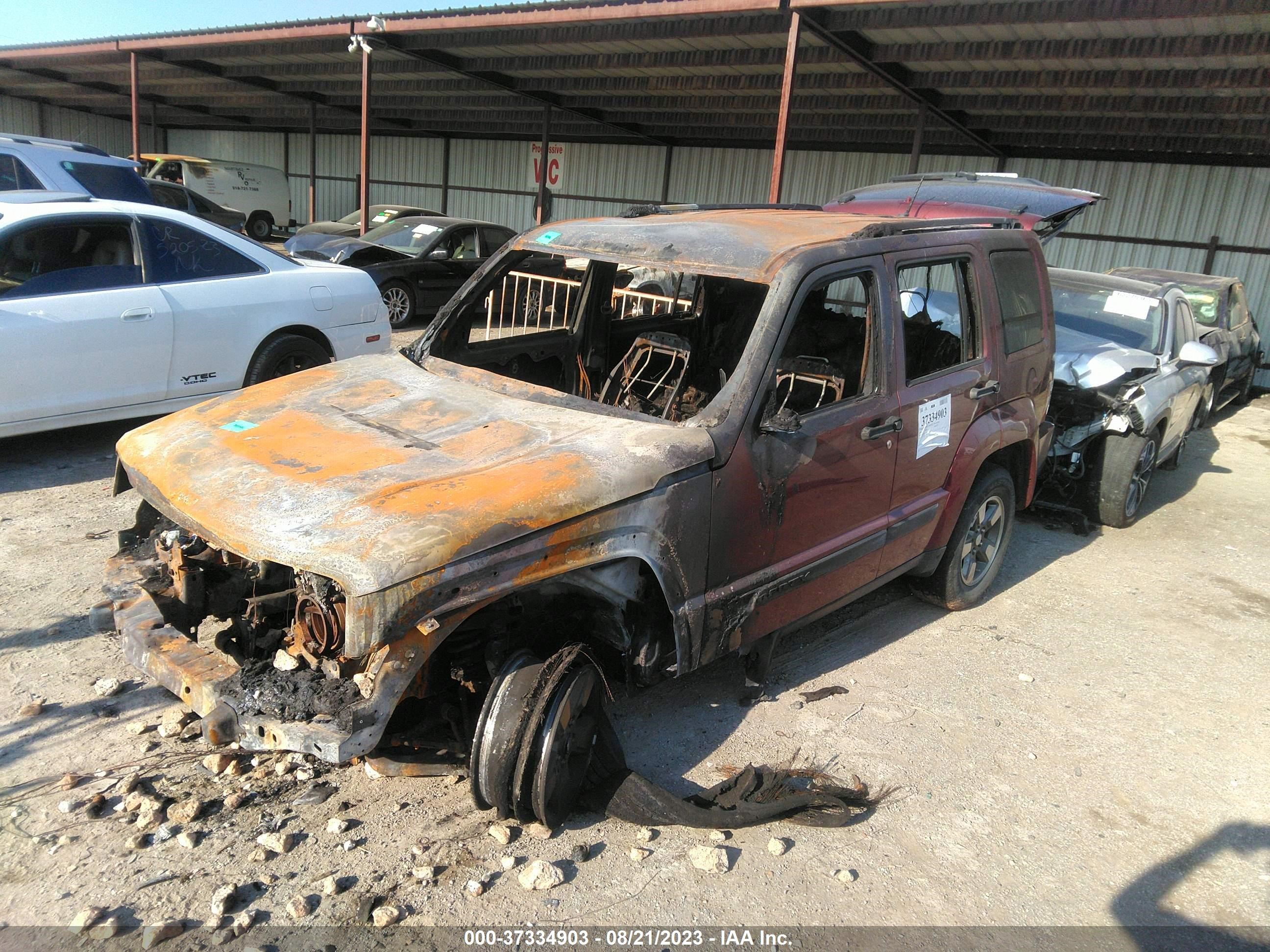 Photo 1 VIN: 1J8GN28K58W286561 - JEEP LIBERTY (NORTH AMERICA) 