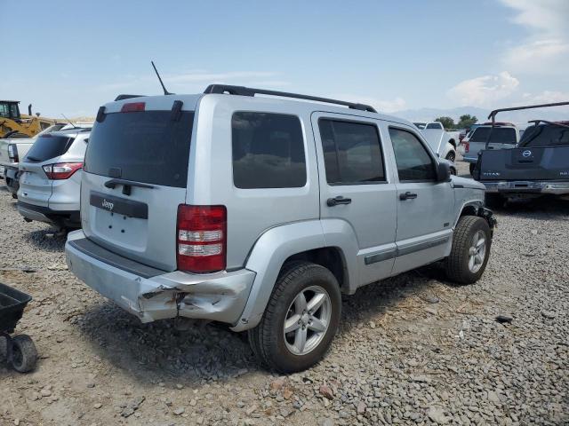 Photo 2 VIN: 1J8GN28K59W549388 - JEEP LIBERTY 