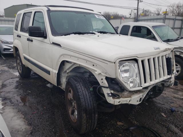 Photo 3 VIN: 1J8GN28K69W503259 - JEEP LIBERTY 