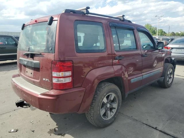 Photo 2 VIN: 1J8GN28K78W132806 - JEEP LIBERTY SP 