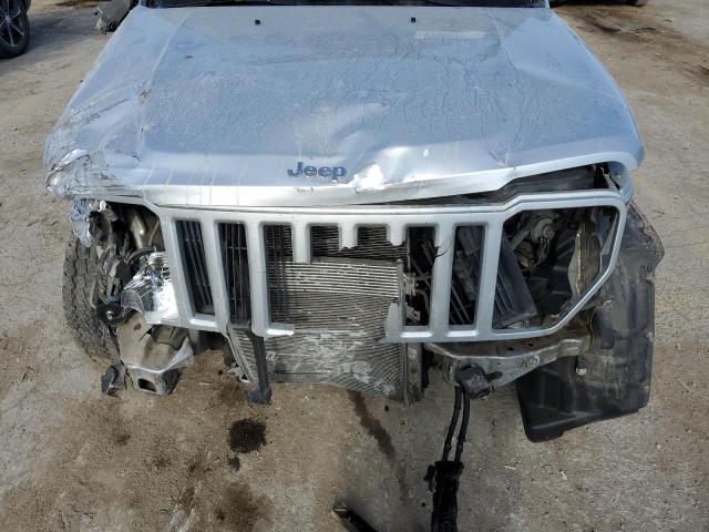 Photo 10 VIN: 1J8GN28K78W220240 - JEEP LIBERTY 