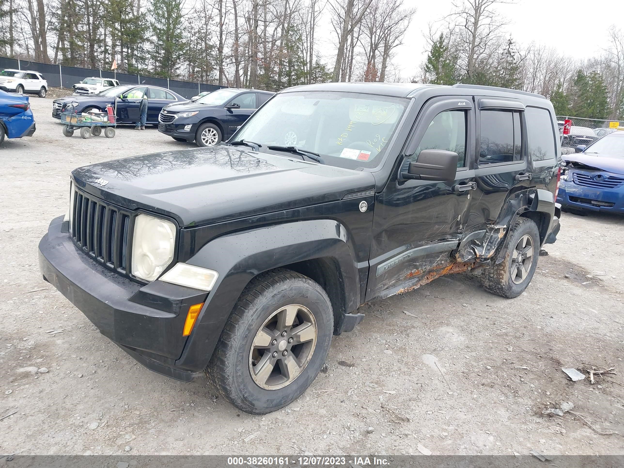 Photo 1 VIN: 1J8GN28K78W283371 - JEEP LIBERTY (NORTH AMERICA) 