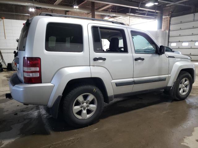 Photo 2 VIN: 1J8GN28K79W552745 - JEEP LIBERTY 