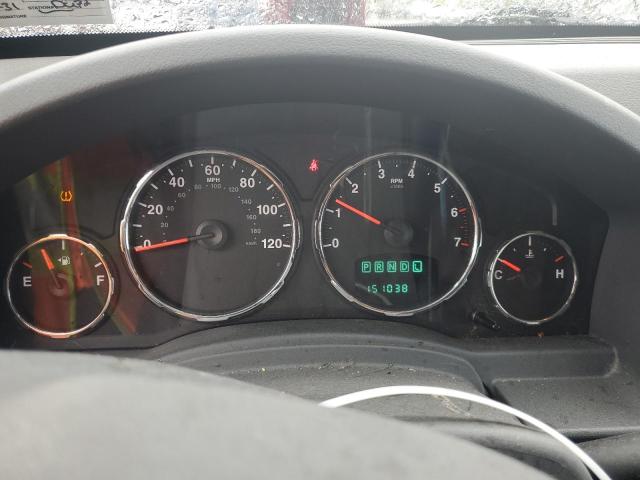 Photo 8 VIN: 1J8GN28K88W153616 - JEEP LIBERTY 