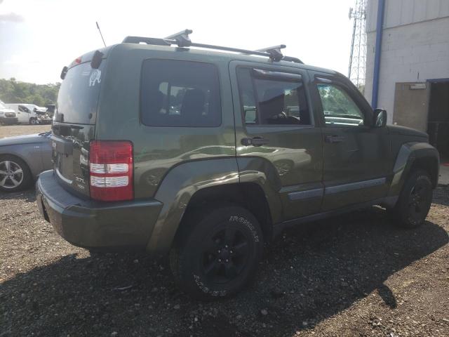 Photo 2 VIN: 1J8GN28K88W267244 - JEEP LIBERTY 