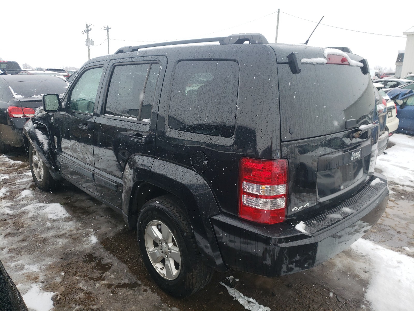 Photo 2 VIN: 1J8GN28K89W524176 - JEEP LIBERTY SP 