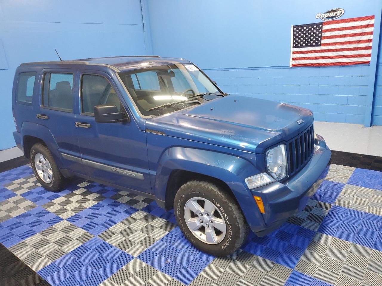 Photo 3 VIN: 1J8GN28K89W538935 - JEEP LIBERTY (NORTH AMERICA) 