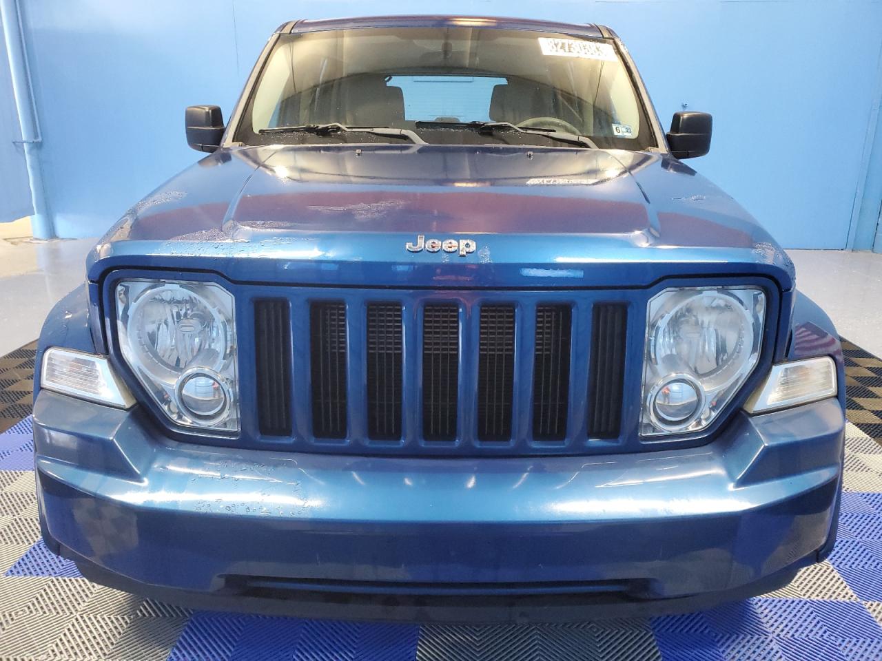 Photo 4 VIN: 1J8GN28K89W538935 - JEEP LIBERTY (NORTH AMERICA) 