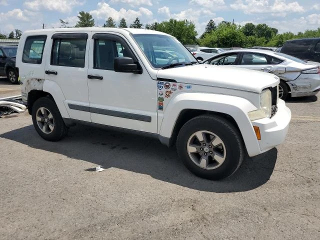 Photo 3 VIN: 1J8GN28K98W142818 - JEEP LIBERTY SP 