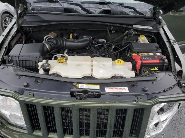 Photo 11 VIN: 1J8GN28K98W170456 - JEEP LIBERTY 