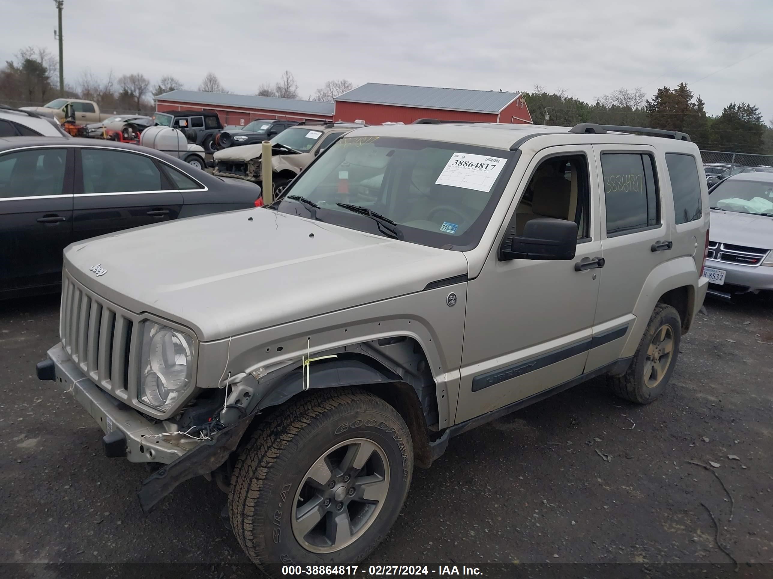 Photo 1 VIN: 1J8GN28K98W193395 - JEEP LIBERTY (NORTH AMERICA) 