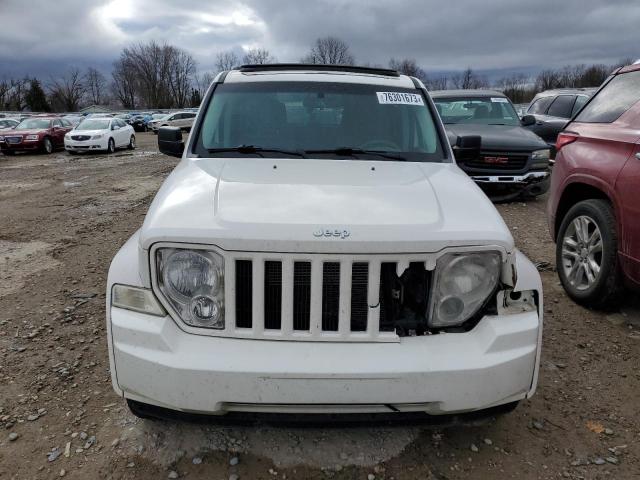 Photo 4 VIN: 1J8GN28K98W278589 - JEEP LIBERTY 