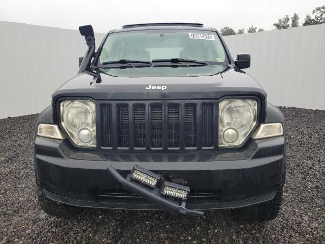 Photo 4 VIN: 1J8GN28K98W279869 - JEEP LIBERTY SP 