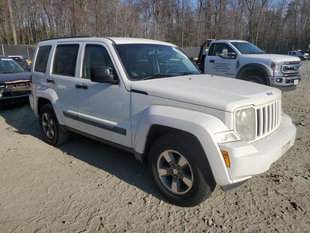 Photo 3 VIN: 1J8GN28K98W283386 - JEEP LIBERTY 