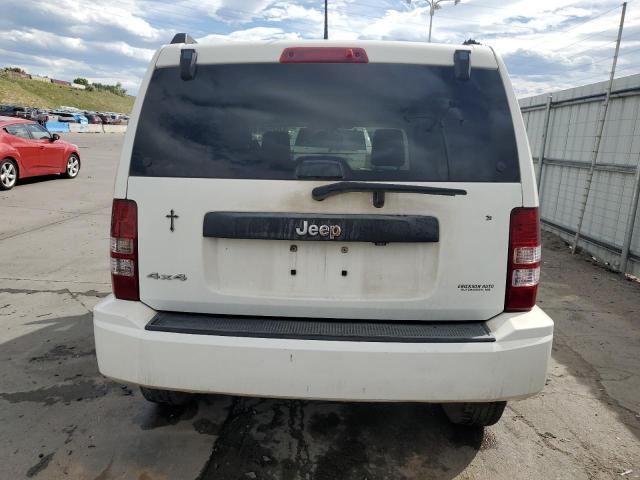 Photo 5 VIN: 1J8GN28K99W540631 - JEEP LIBERTY 