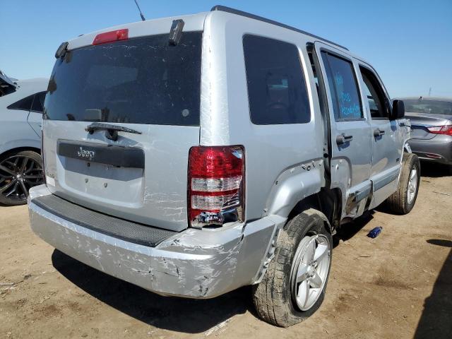 Photo 2 VIN: 1J8GN28K99W552231 - JEEP LIBERTY 