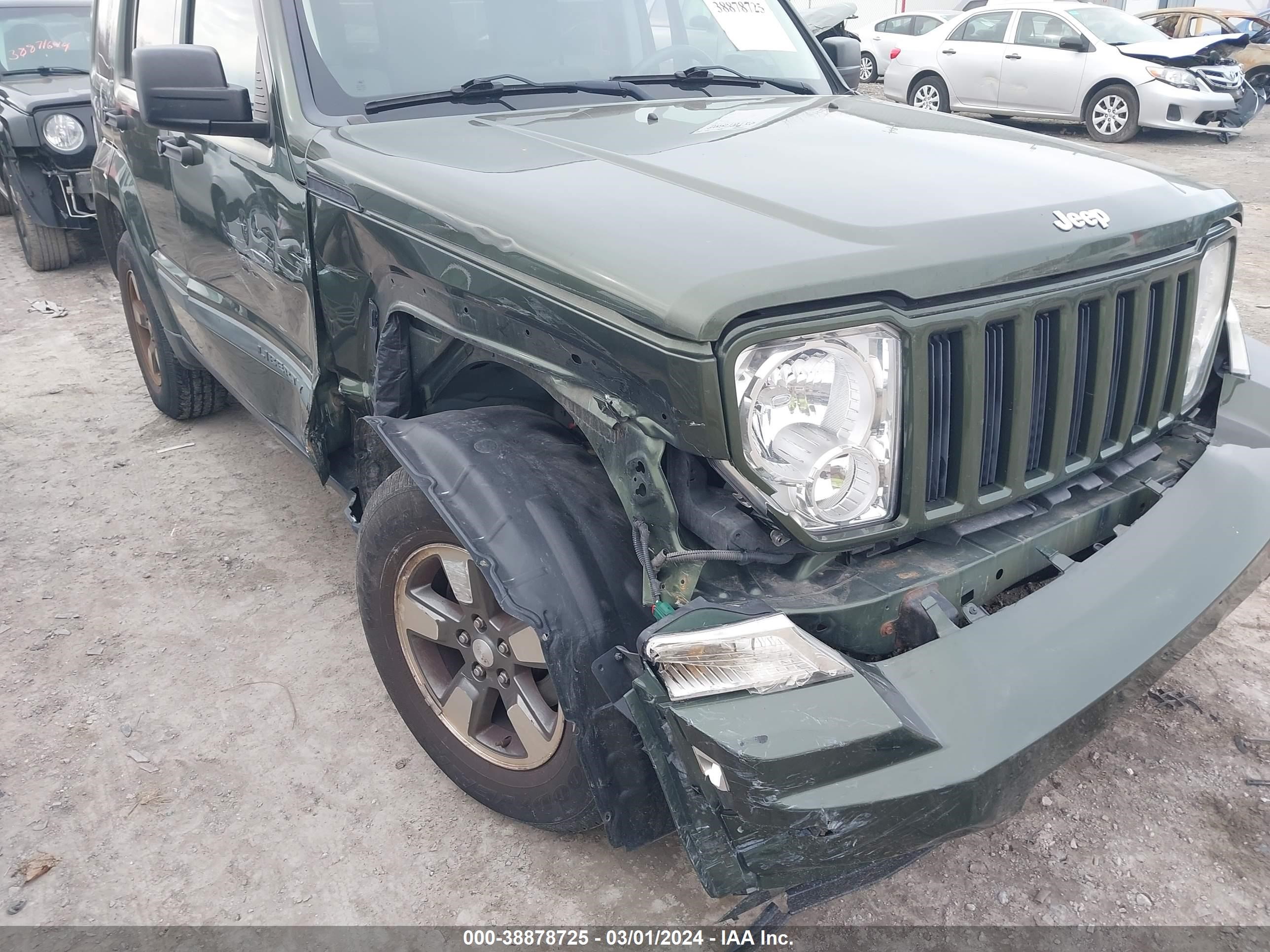 Photo 5 VIN: 1J8GN28KX8W183149 - JEEP LIBERTY (NORTH AMERICA) 