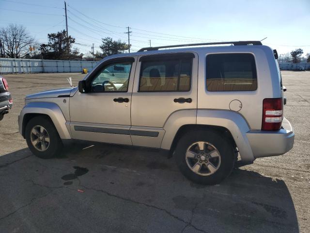 Photo 1 VIN: 1J8GN28KX8W185970 - JEEP LIBERTY 