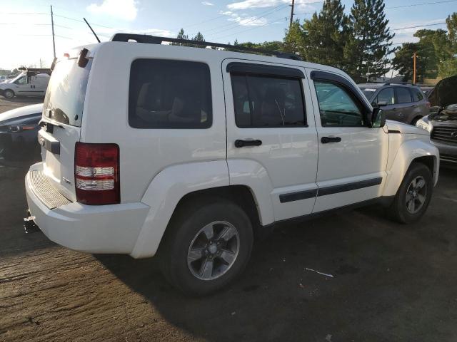 Photo 2 VIN: 1J8GN28KX8W273420 - JEEP LIBERTY SP 