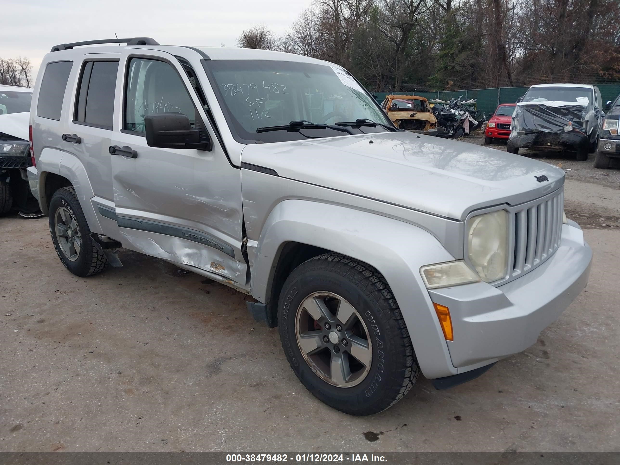 Photo 0 VIN: 1J8GN28KX8W282960 - JEEP LIBERTY (NORTH AMERICA) 