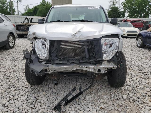 Photo 4 VIN: 1J8GN28KX8W288001 - JEEP LIBERTY 