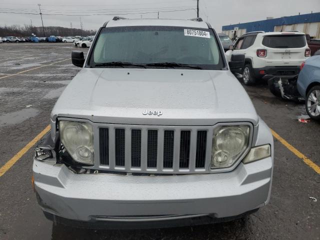 Photo 4 VIN: 1J8GN28KX9W551637 - JEEP LIBERTY SP 