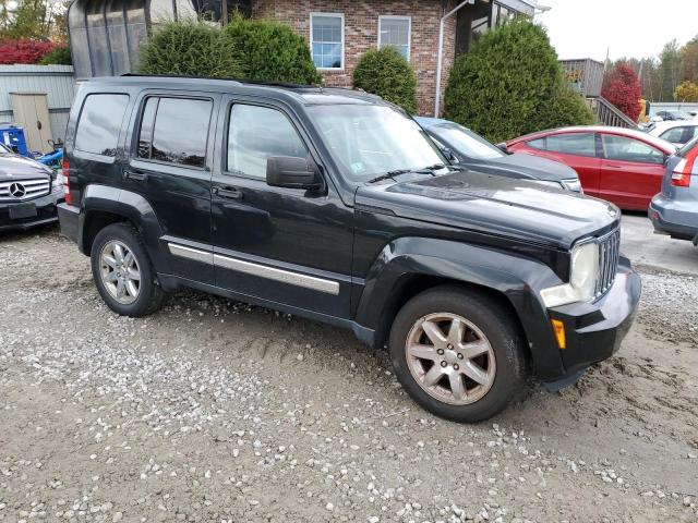 Photo 3 VIN: 1J8GN58K18W251887 - JEEP LIBERTY 