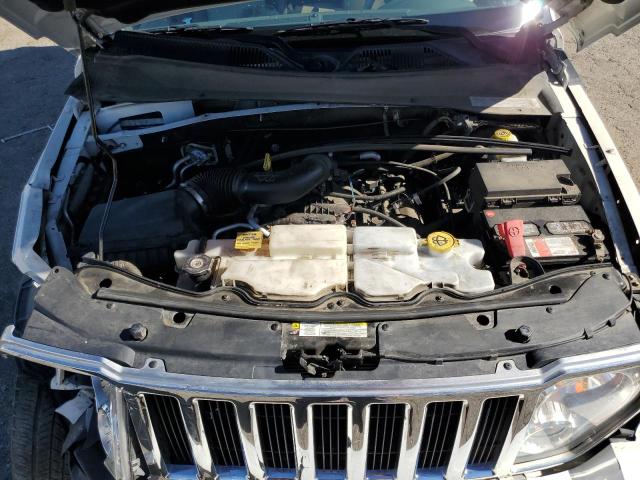 Photo 11 VIN: 1J8GN58K28W112884 - JEEP LIBERTY LI 