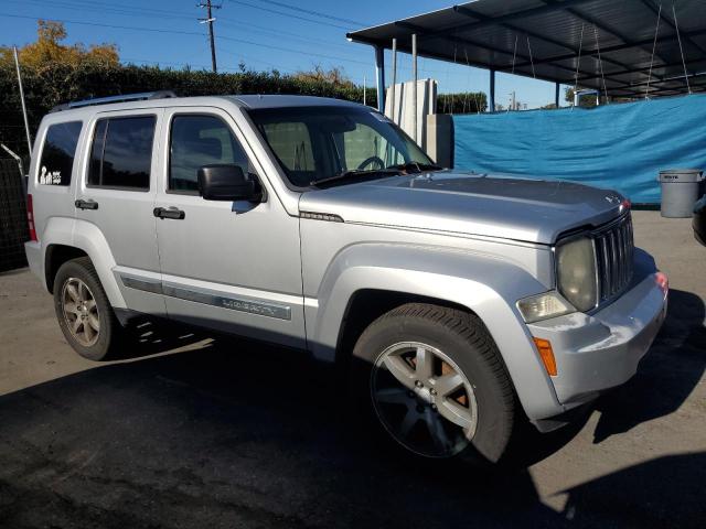 Photo 3 VIN: 1J8GN58K38W168459 - JEEP LIBERTY LI 