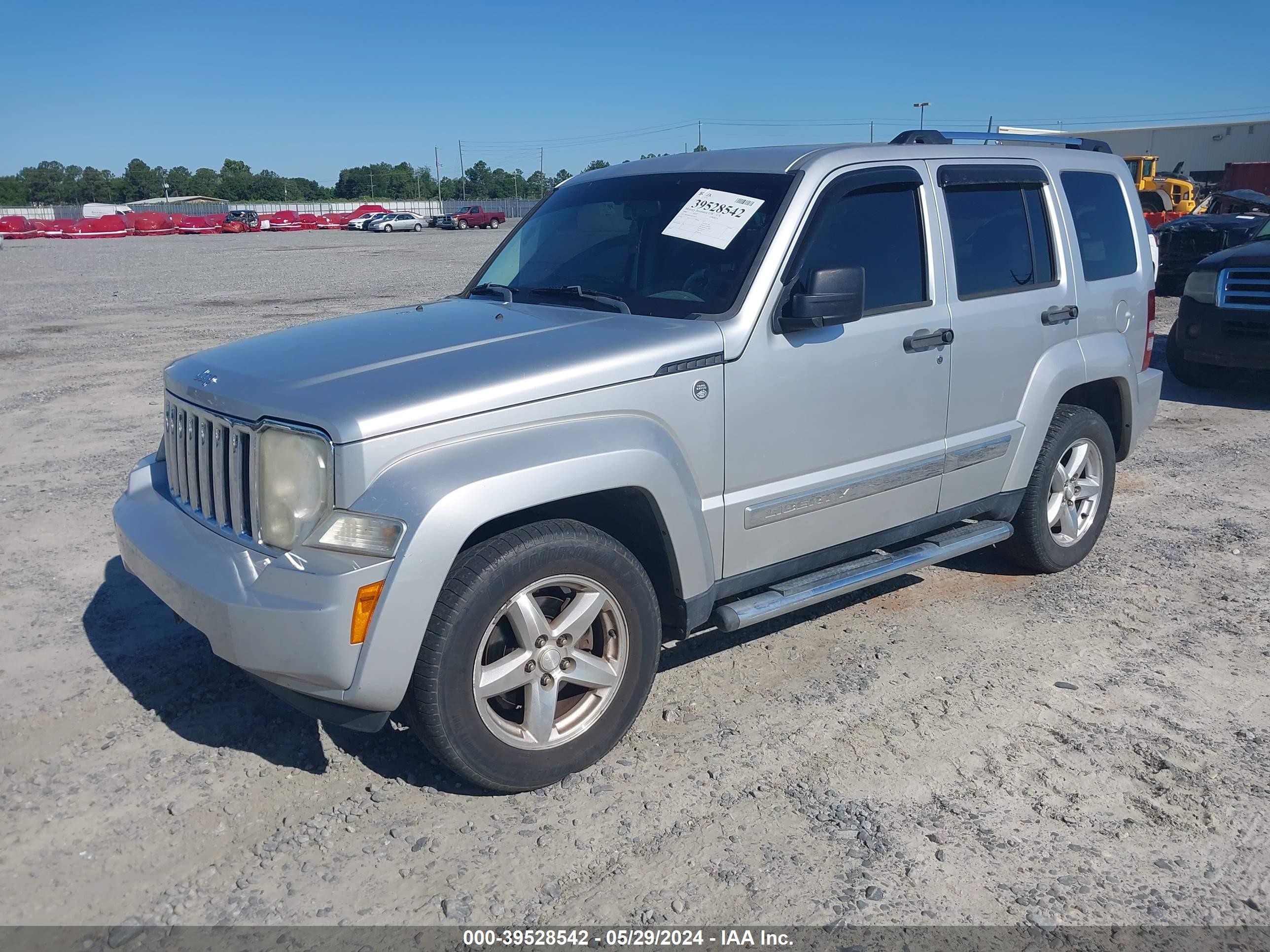 Photo 1 VIN: 1J8GN58K48W204191 - JEEP LIBERTY (NORTH AMERICA) 