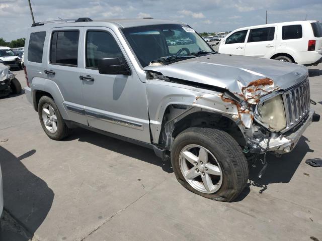 Photo 3 VIN: 1J8GN58K48W226594 - JEEP LIBERTY 