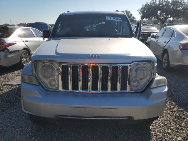 Photo 4 VIN: 1J8GN58K68W157195 - JEEP LIBERTY LI 