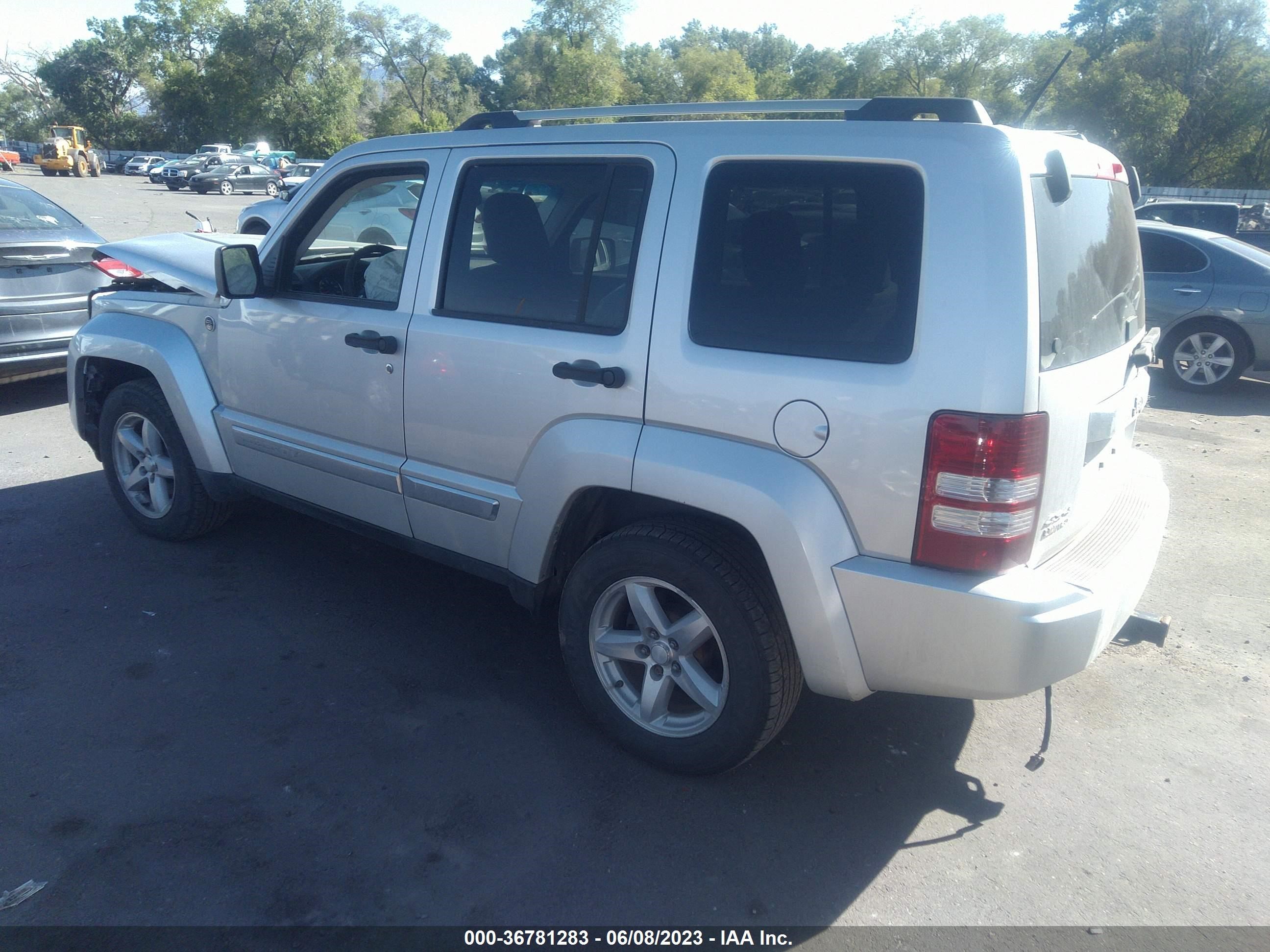 Photo 2 VIN: 1J8GN58KX9W512287 - JEEP LIBERTY (NORTH AMERICA) 