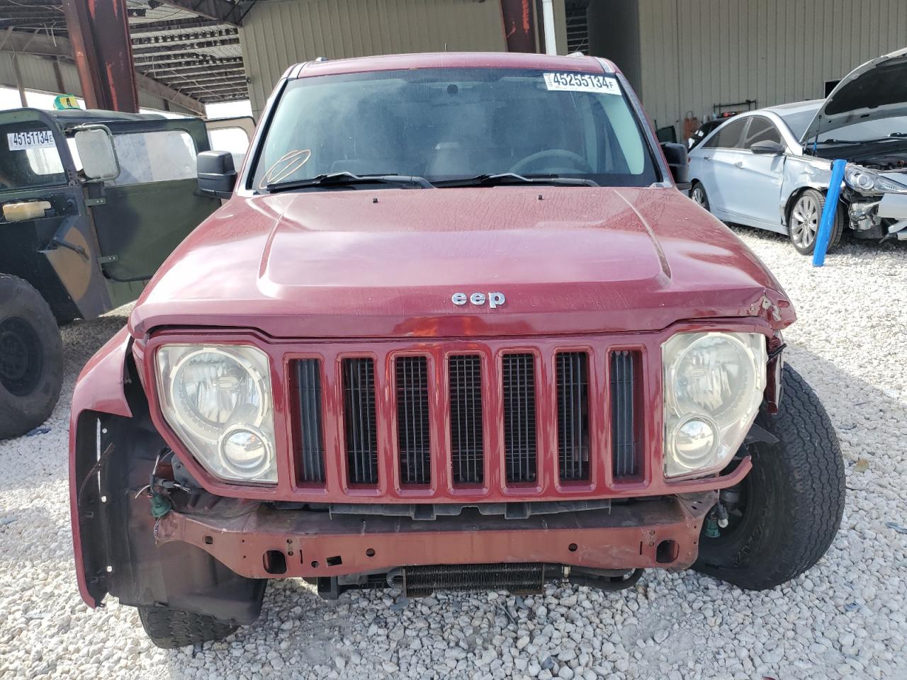 Photo 4 VIN: 1J8GP28K08W228125 - JEEP LIBERTY (NORTH AMERICA) 