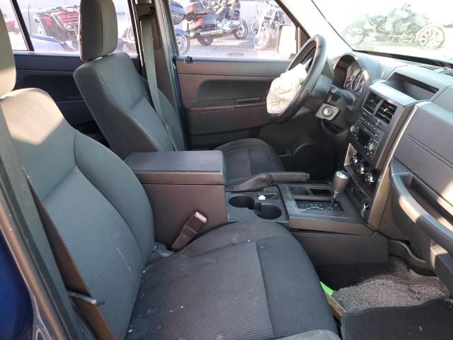 Photo 10 VIN: 1J8GP28K09W530628 - JEEP LIBERTY SP 