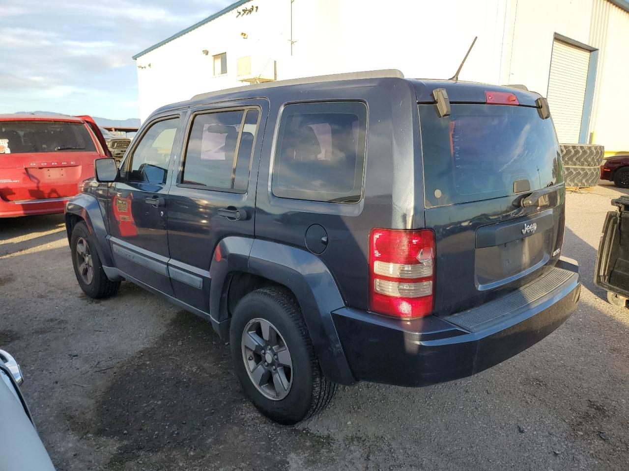 Photo 1 VIN: 1J8GP28K18W115283 - JEEP LIBERTY (NORTH AMERICA) 