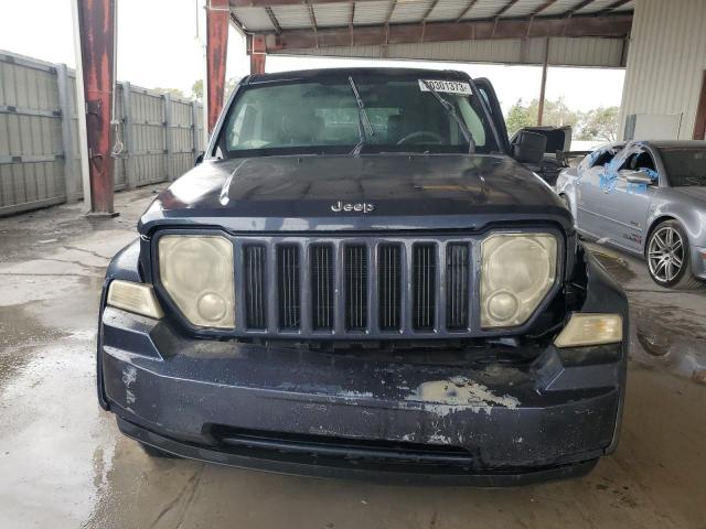 Photo 4 VIN: 1J8GP28K18W271677 - JEEP LIBERTY 