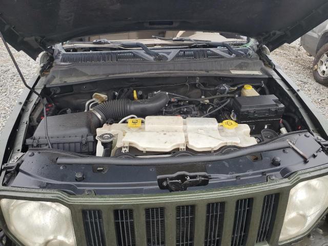 Photo 11 VIN: 1J8GP28K19W533179 - JEEP LIBERTY 