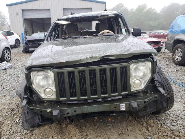 Photo 4 VIN: 1J8GP28K19W533179 - JEEP LIBERTY 