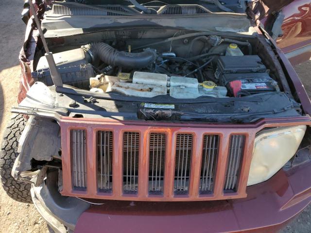 Photo 10 VIN: 1J8GP28K28W134666 - JEEP LIBERTY 