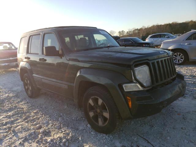 Photo 3 VIN: 1J8GP28K28W233441 - JEEP LIBERTY 