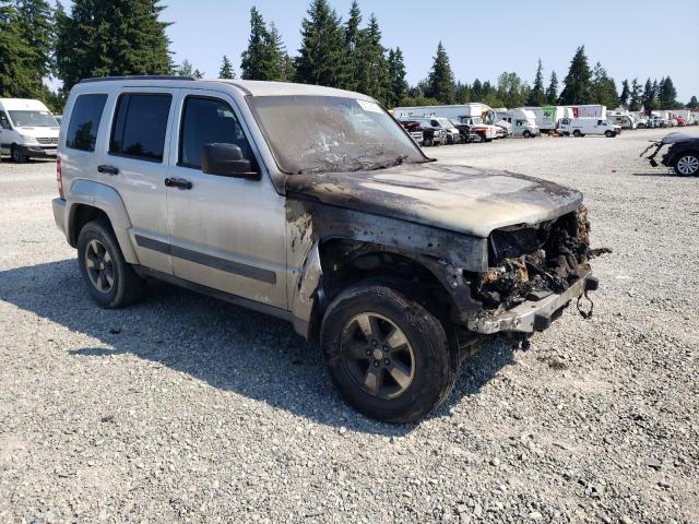 Photo 3 VIN: 1J8GP28K29W503561 - JEEP LIBERTY SP 